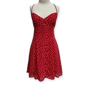 Review Ditsy Floral Babydoll Sundress